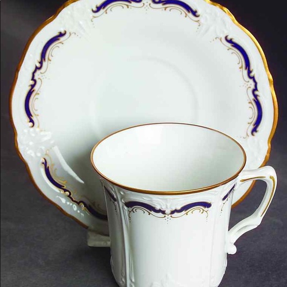 Set of 2 TIRSCHENREUTH Gloriette Flat Cups & Saucers Set New - Picture 14 of 15